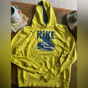 Nike Air Max Yellow & Blue Hoodie